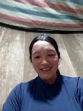 vanlucky2 online show from May 28, 2026, 10:56 am