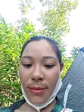 mia0033 online show from May 26, 2026, 10:22 am