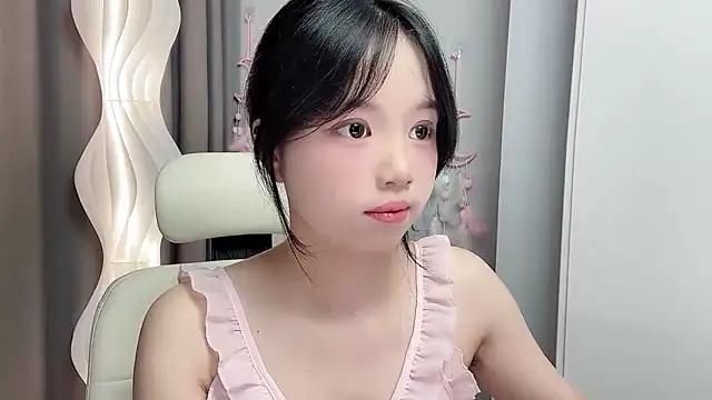 Snapshot of Xiaoqing00 chatting on May 23, 2026, 5:23 am Xiaoqing00 online show from May 23, 2026, 5:23 am