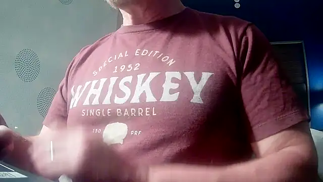 ilundercover online show from April 15, 2026, 10:22 am