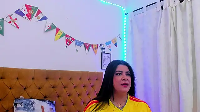 Katty West online show from June 27, 2026, 7:41 pm