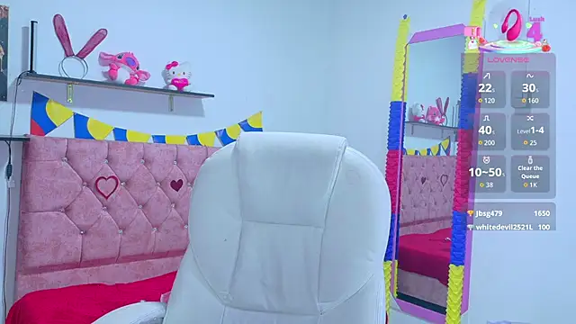 VelinaHoney online show from June 30, 2026, 12:28 pm