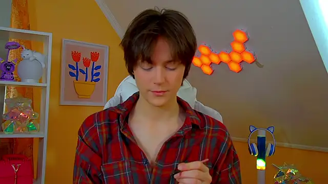 RitaRoses online show from April 19, 2026, 6:24 am