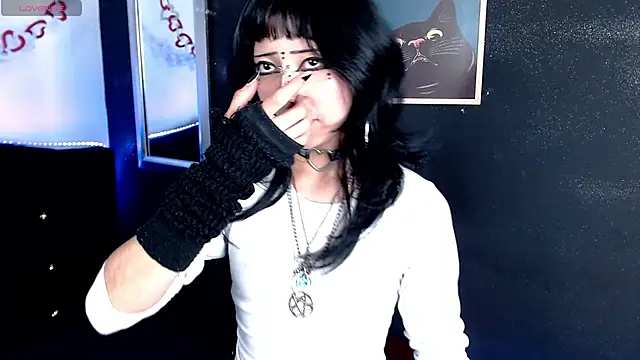 KiomyVamp online show from April 28, 2026, 4:01 pm