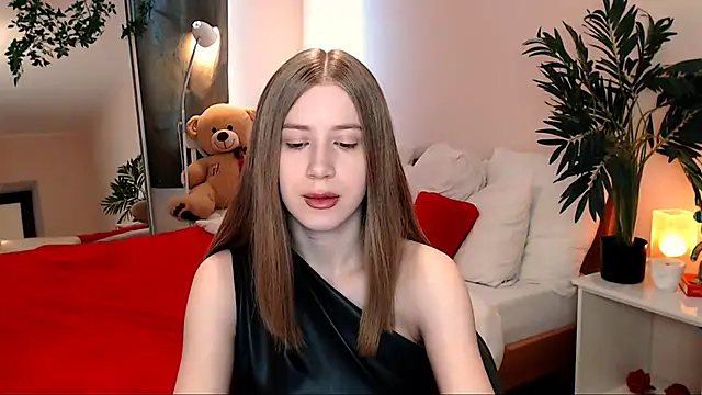 cheeky chick online show from May 26, 2026, 1:18 pm