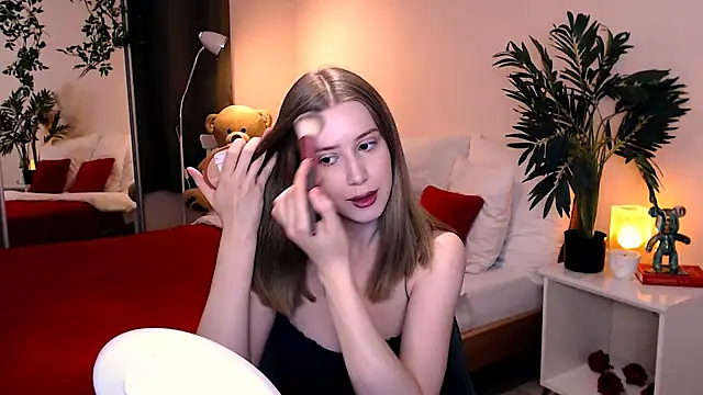 cheeky chick online show from May 30, 2026, 8:28 pm