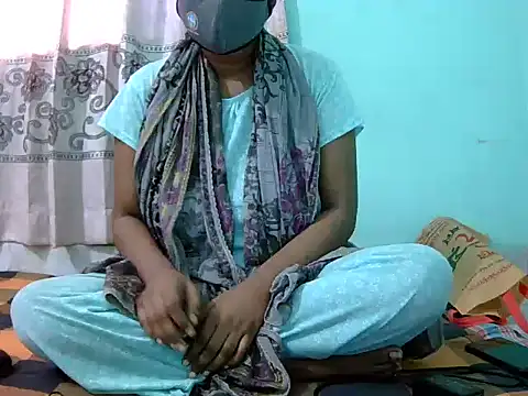 Trisha6269 online show from April 16, 2026, 10:38 am