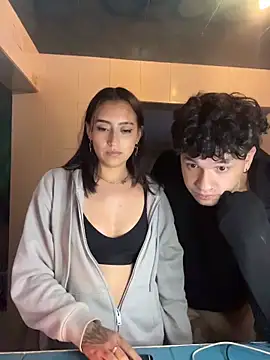 hotlatinocouple   online show from July 15, 2026, 6:40 am