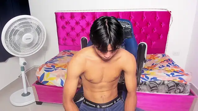 skinny sam online show from June 24, 2026, 5:28 am