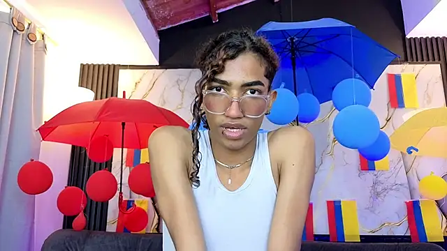 triiangel latinboy online show from July 2, 2026, 12:22 pm