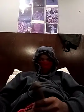 Snapshot of Nkazimulz chatting on April 10, 2026, 9:41 pm Nkazimulz online show from April 10, 2026, 9:41 pm