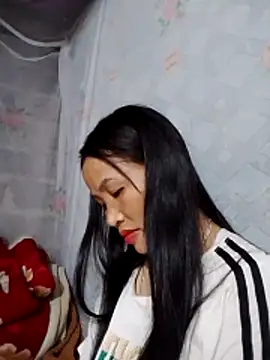 Snapshot of _Lyly_pussy_ chatting on April 16, 2026, 2:07 pm Lyly pussy online show from April 16, 2026, 2:07 pm