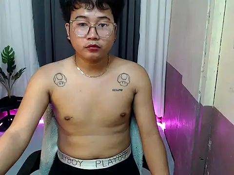 Soctober online show from April 13, 2026, 4:01 pm