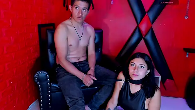 Snapshot of Kris_Sammy chatting on April 16, 2026, 12:17 pm Kris Sammy online show from April 16, 2026, 12:17 pm