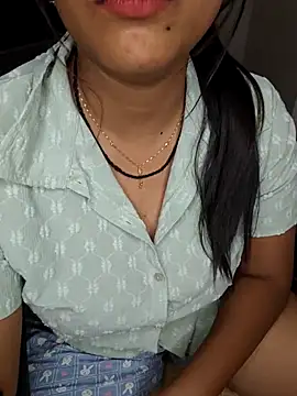 Snapshot of Tamilmoon006 chatting on July 23, 2026, 4:49 pm Tamilmoon006 online show from July 23, 2026, 4:49 pm