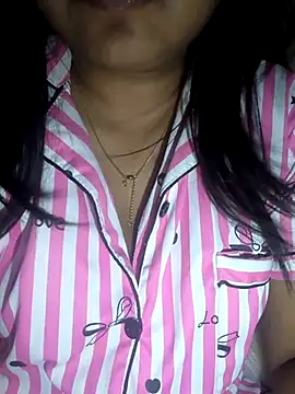 Snapshot of Tasty_ira chatting on April 14, 2026, 3:18 pm Tasty ira online show from April 14, 2026, 3:18 pm