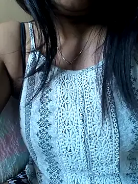 Snapshot of Tasty_ira chatting on April 15, 2026, 6:20 am Tasty ira online show from April 15, 2026, 6:20 am