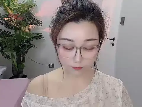 Yunxi- online show from April 28, 2026, 1:49 pm