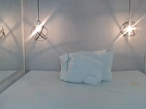 Snapshot of Migatica_johnson12 chatting on April 18, 2026, 2:59 am Migatica johnson12 online show from April 18, 2026, 2:59 am