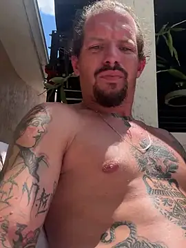 youngwildfreee online show from April 20, 2026, 4:54 pm