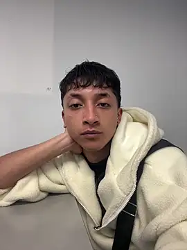 Aaron Brink  online show from April 10, 2026, 1:05 pm