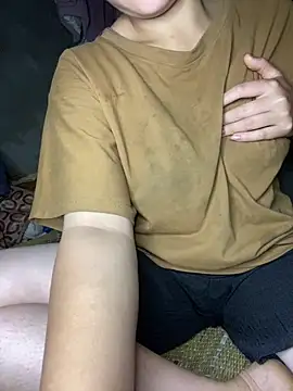 Snapshot of MisuSmile chatting on April 14, 2026, 11:44 pm MisuSmile online show from April 14, 2026, 11:44 pm