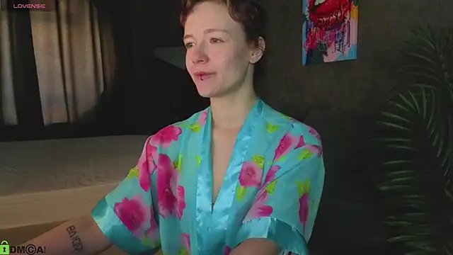Ricki Bloom online show from June 17, 2026, 1:08 am
