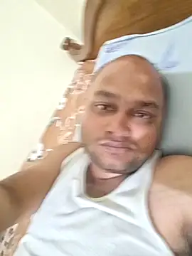 thenudemale online show from May 14, 2026, 5:53 pm