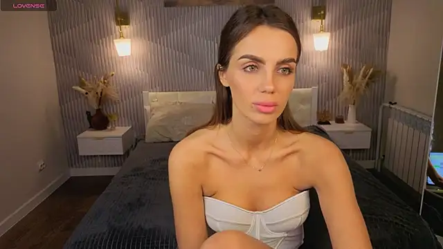 Amelia Broooks online show from April 20, 2026, 1:08 am