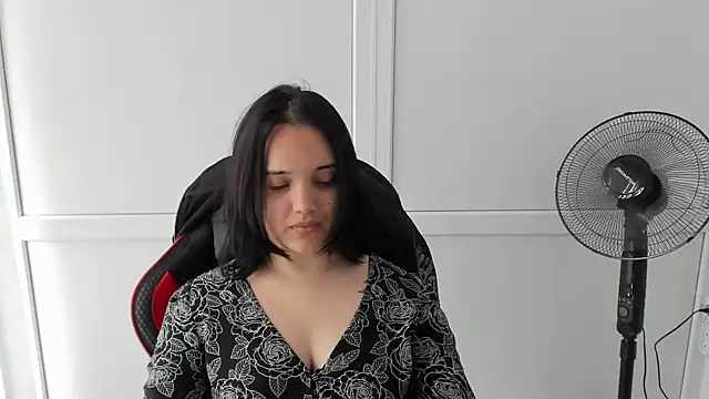 Caroline cutte online show from June 9, 2026, 6:47 am