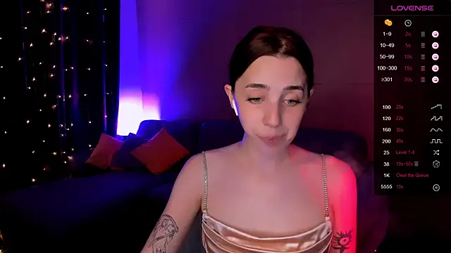 CharliGrace  online show from June 25, 2026, 8:19 am