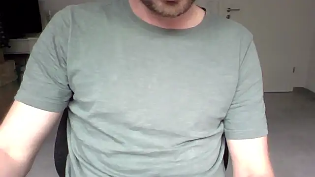 ForHerOnly  online show from April 10, 2026, 10:20 am