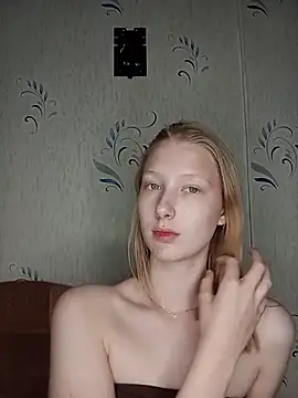 Tanya Savel online show from May 18, 2026, 1:02 am