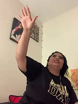 megan purpura online show from June 10, 2026, 7:13 pm