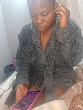 Snapshot of ShyBabe_07 chatting on June 19, 2026, 2:27 am ShyBabe 07 online show from June 19, 2026, 2:27 am