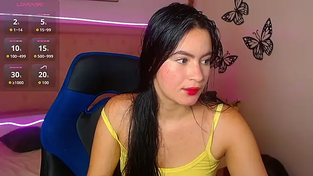 Snapshot of rosaleia_ chatting on May 28, 2026, 3:59 am rosaleia online show from May 28, 2026, 3:59 am