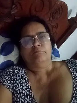 Snapshot of PienCanela chatting on May 14, 2026, 11:39 am PienCanela online show from May 14, 2026, 11:39 am