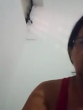Snapshot of PienCanela chatting on May 28, 2026, 10:23 am PienCanela online show from May 28, 2026, 10:23 am
