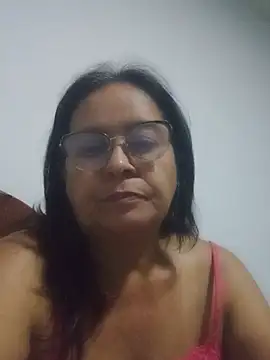 PienCanela online show from June 17, 2026, 5:43 am