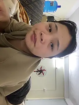 Anne-Rose online show from May 3, 2026, 4:02 pm