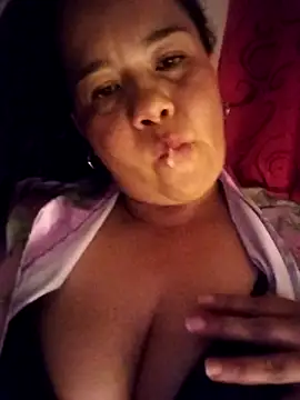 Fernanda Bali online show from April 18, 2026, 2:59 am