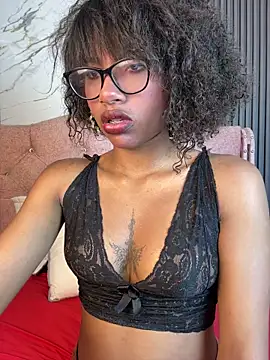 Snapshot of Morena-fire chatting on April 11, 2026, 7:18 pm Morena-fire online show from April 11, 2026, 7:18 pm