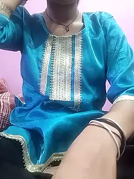 Snapshot of Liviya__225__ chatting on April 11, 2026, 7:13 am Liviya 225 online show from April 11, 2026, 7:13 am