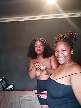 Snapshot of Chubbygoddess123 chatting on April 15, 2026, 1:07 pm Chubbygoddess123 online show from April 15, 2026, 1:07 pm