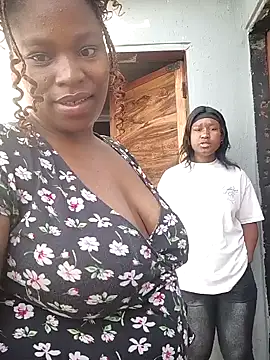 Chubbygoddess123 online show from May 25, 2026, 7:03 am