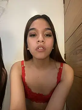 hugecock cali online show from June 25, 2026, 5:12 am