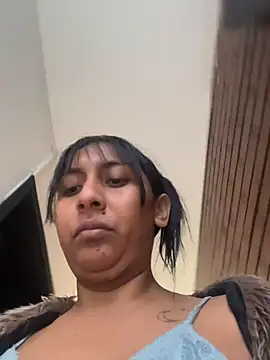 MELIZ QUEEN online show from June 10, 2026, 11:42 am