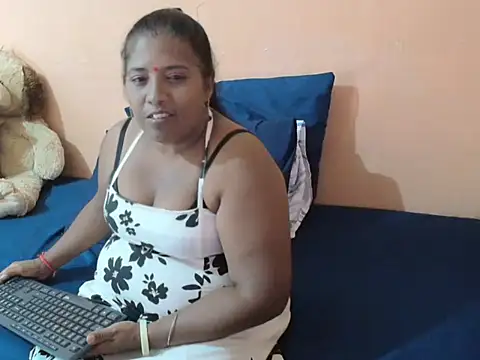  IndianDiamond4u  online show from April 11, 2026, 7:18 pm