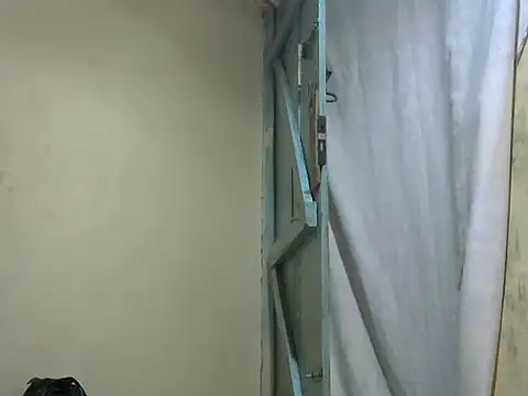 Rerpuss1 online show from April 14, 2026, 12:00 pm