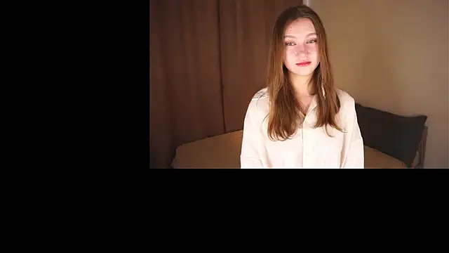 Snapshot of SonaKhalili chatting on April 14, 2026, 4:51 am SonaKhalili online show from April 14, 2026, 4:51 am